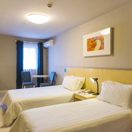 Jingjiang Inn Jinan Quancheng Road Zewnętrze zdjęcie