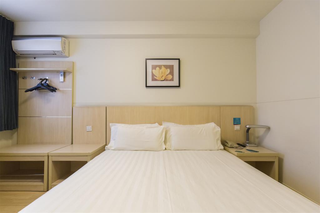 Jingjiang Inn Jinan Quancheng Road Zewnętrze zdjęcie